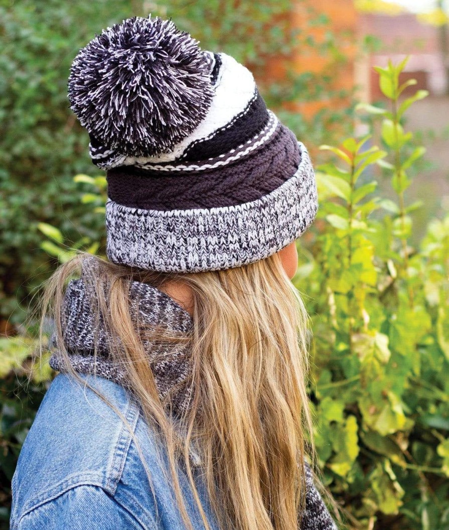 Nayked Apparel Women'S Ridiculously Soft Chunky Knit Pom-Pom Beanie